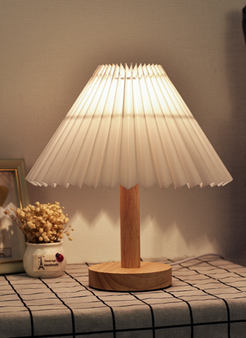 Pleated White Lamp with Wooden Legs and Base