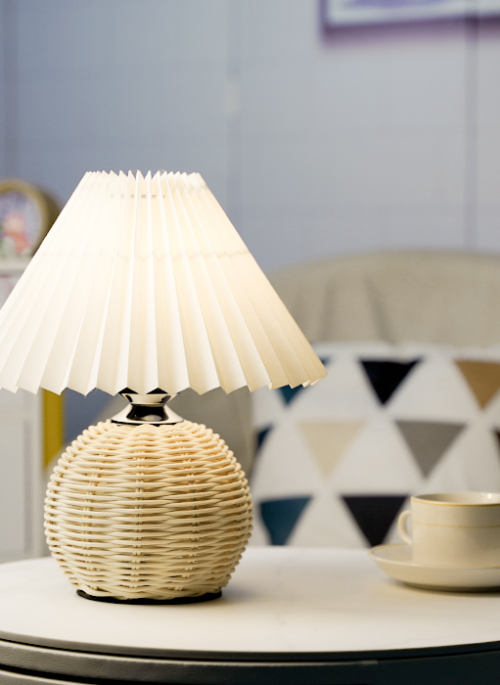 Round Rattan Lamp with White Head
