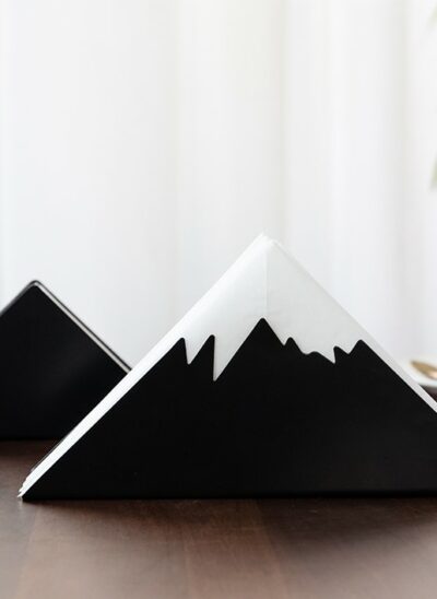 Black Metal Half Mountain Napkin Holder